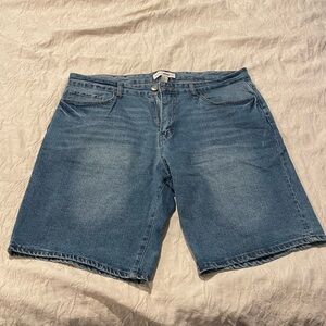 FASHION NOVA men's jean shorts